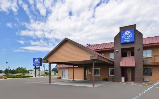Red Coach Inn and Suites Grand Island NE