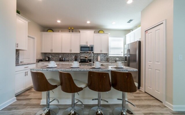 Amazing House! Storey Lake - 4724SHd