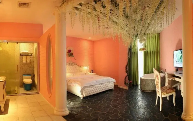 Zhuzhou Love Hotel