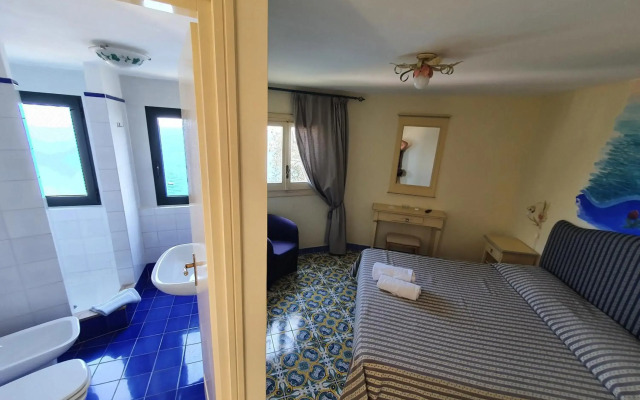 Hotel Torre Saracena