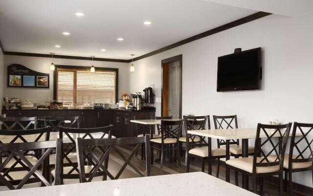 Days Inn by Wyndham Vernon