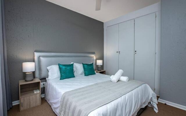 St Tropez 1 Bedroom Sandton Residence