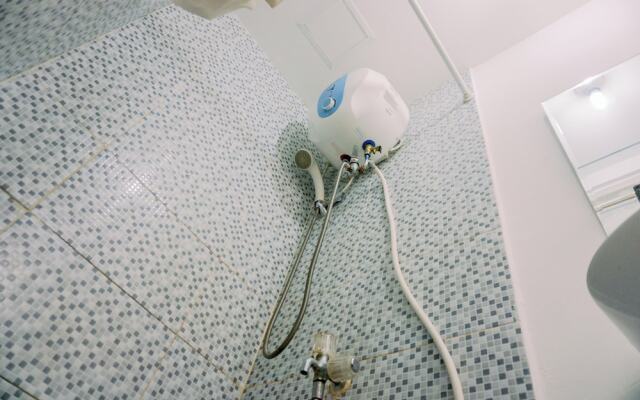 Cozy Living Studio Room (No Kitchen) Apartment Aeropolis Residence