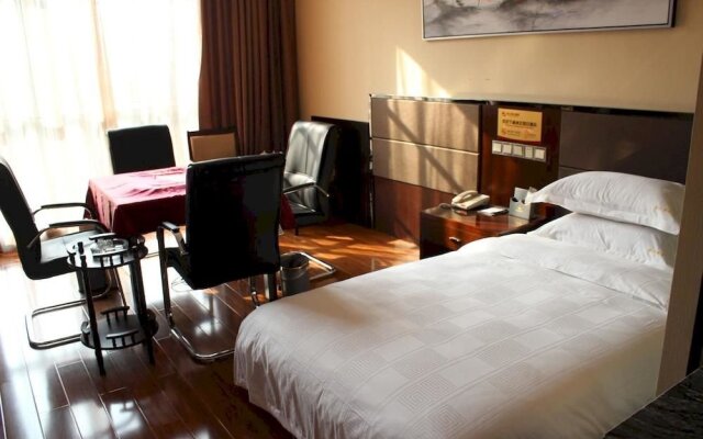 Changyang Xiazhou Qingjiang Holiday Hotel