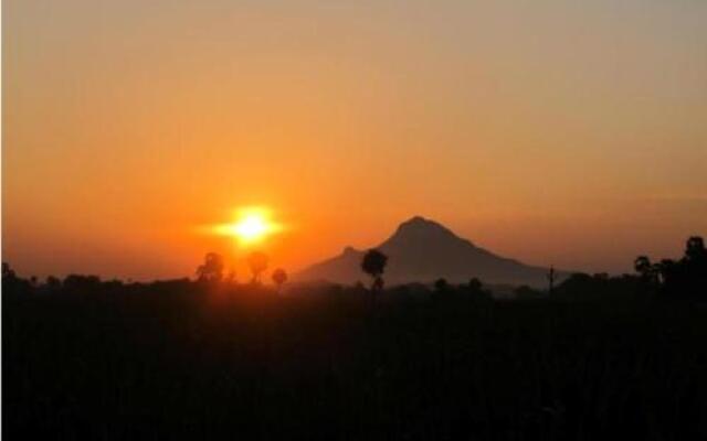 Tiru Arunachala Guest House