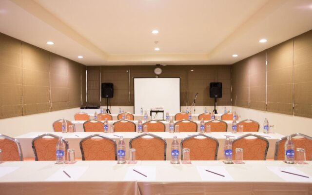 Imm Hotel Thaphae Chiang Mai