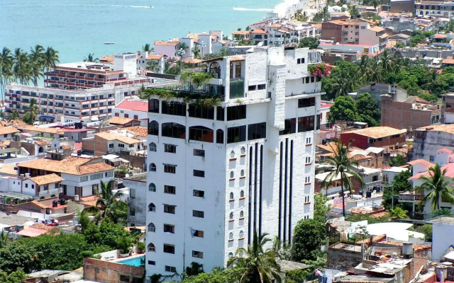 Hotel Suites La Siesta