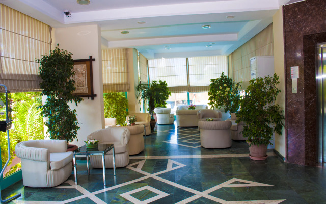 Side Bay Hotel