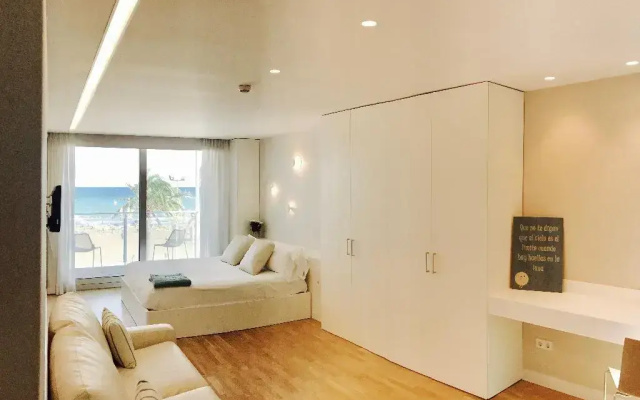 Meraki Beach Hotel - Adults Only