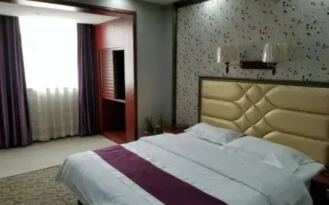 Korla Zhongtai Business Hotel