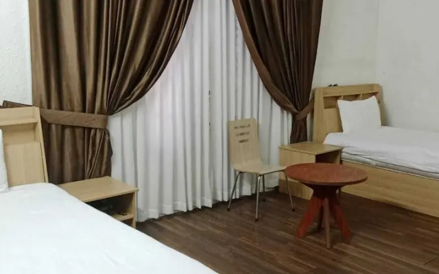 City Home Guest House F7