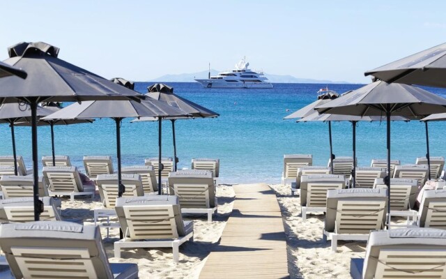 Mykonos Palace Beach Hotel