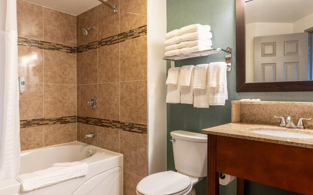 Comfort Inn Rockland - Boston