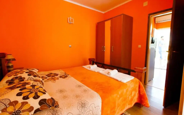 President Bungalows and Apartments