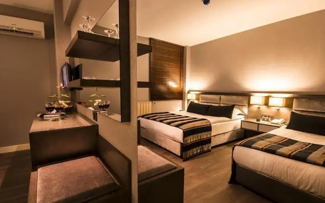 Razia Inn Hotel And Banquet