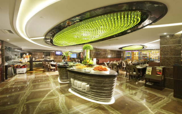 Zhuhai Charming Holiday Hotel