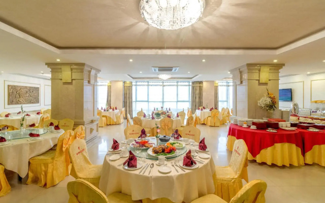 Romeliess Hotel