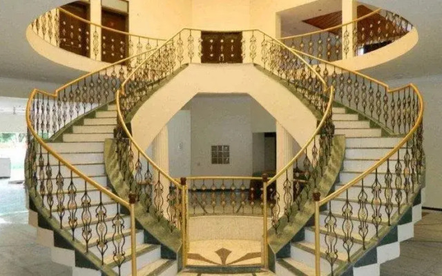 Hotel Lotus