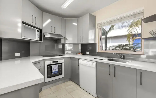 Pacific Bay Resort Suite