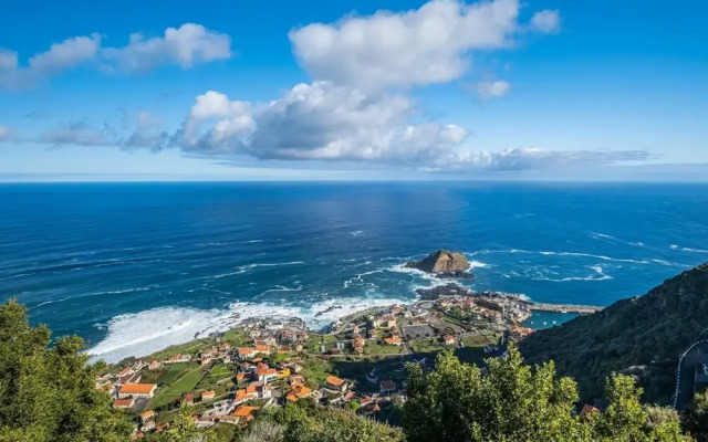 Porto Moniz City Centre by Madeira Sun Travel