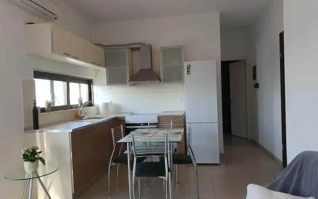 Iriana's Apartment in Center 2