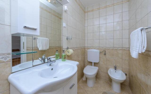 Villa Sana Via