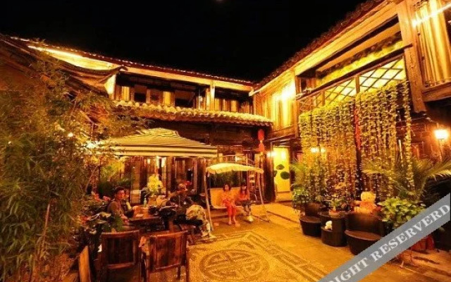 Lijiang Tiger House Inn