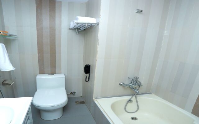Capital O 14702 Kovilakam Residency