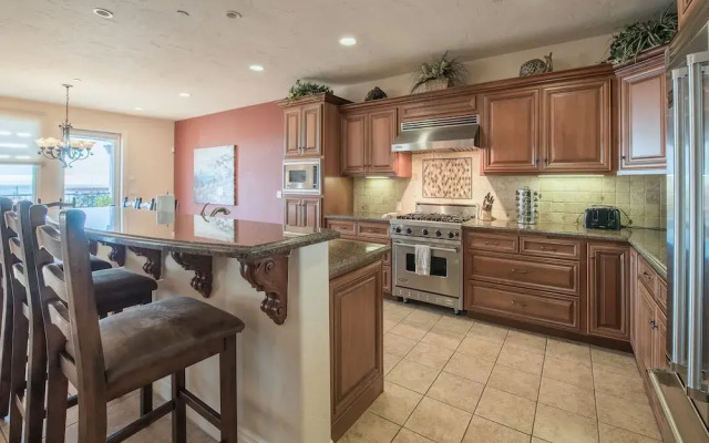 371 Pismo Avenue Condo