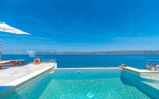 Cape Villa at Sounio