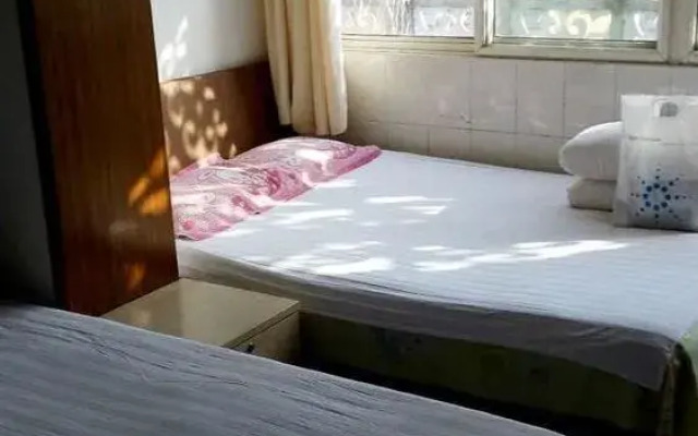 Caishi Jingya Hotel