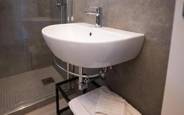 Grey House Guest House Luxury