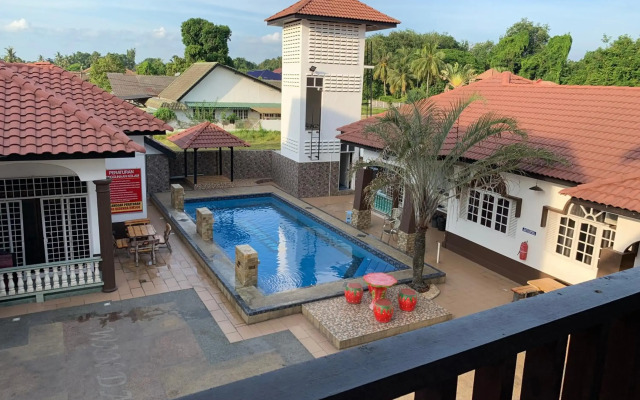 Wan Danisha Villa Inn