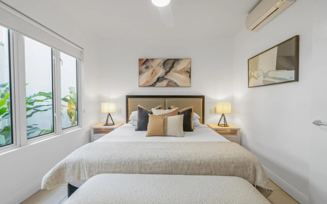 Elysium Private Apartments at The Beach Club