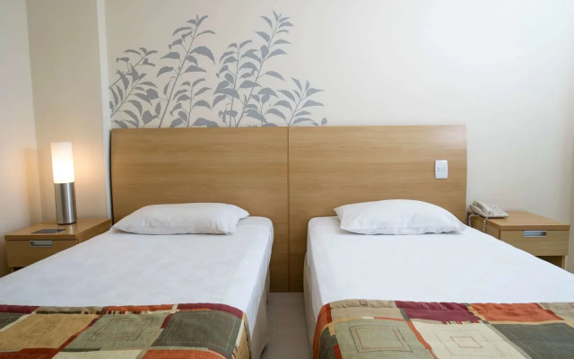 Golden Tulip Macaé