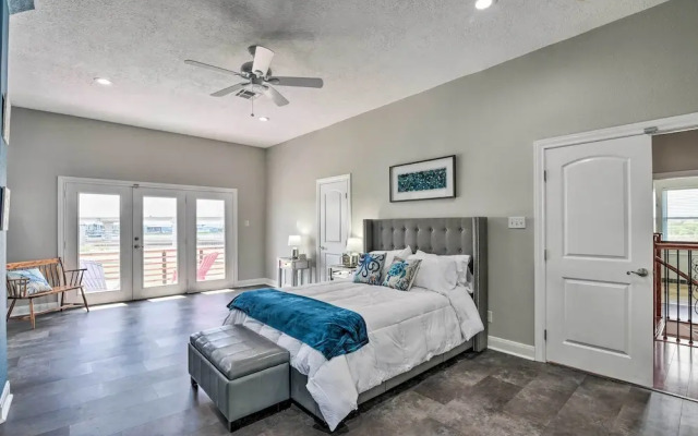 Secluded Seabrook Waterfront Home w/ Patio!