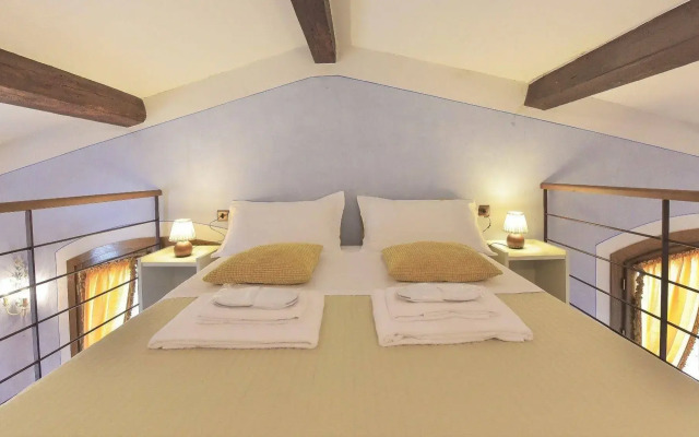 Sani Tourist House