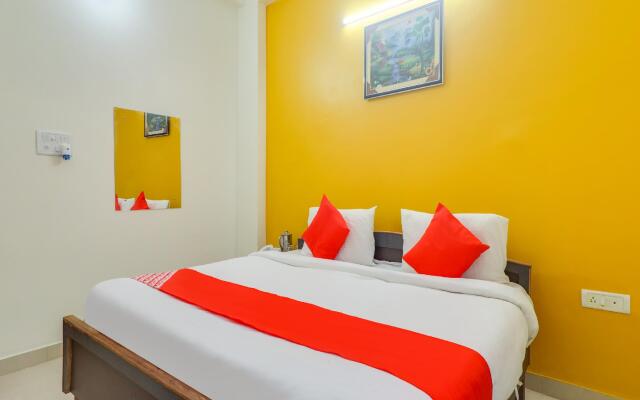 OYO 77606 Deep Comfort Inn
