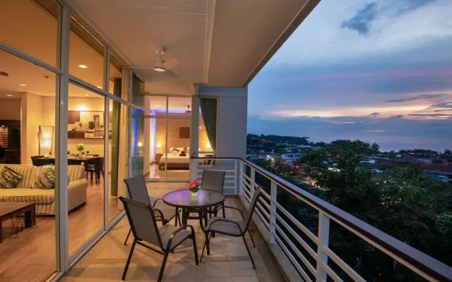 Veloche SeaView 2 BR. 160sq.m near beach