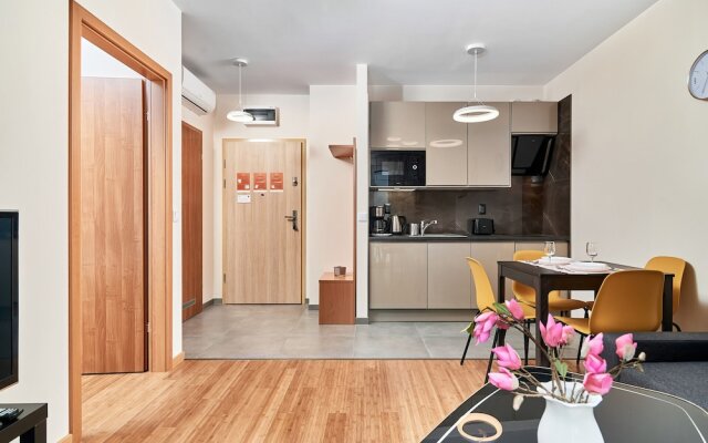 Apartments Miasto Marina by Renters