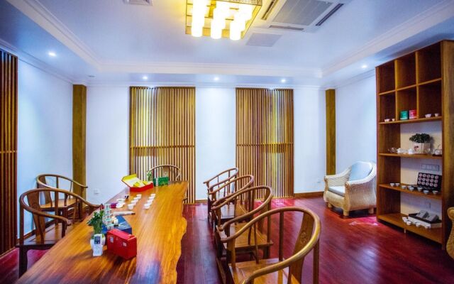 36 Manor International Sport Hotel