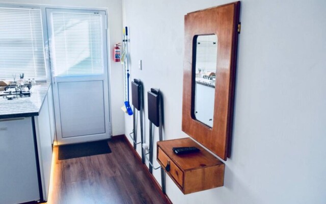 Peaceful Home in Zonnebloem