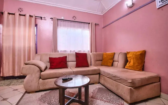 Lux Suites The Pink House Naivasha