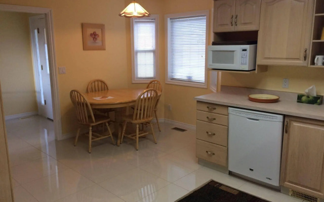 Acker Vacation Homes & Suites