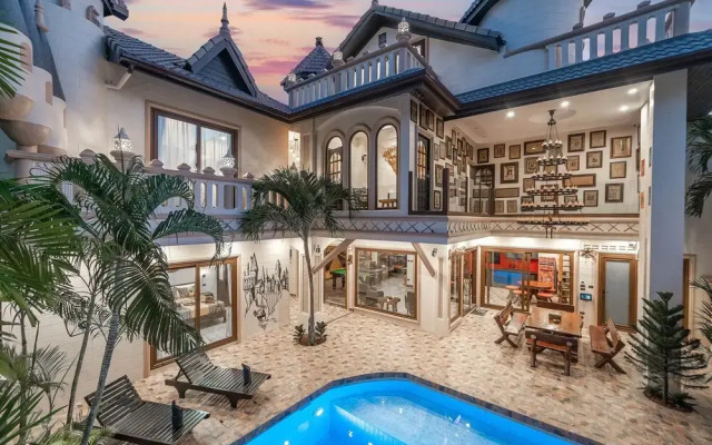 POTTERLAND Luxury Pool Villa Pattaya Walking Street 6 Bedrooms