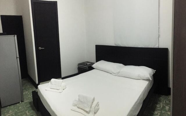 Edens Garden Hostal