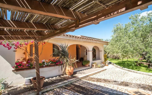 Villa Frau a 2km dal mare