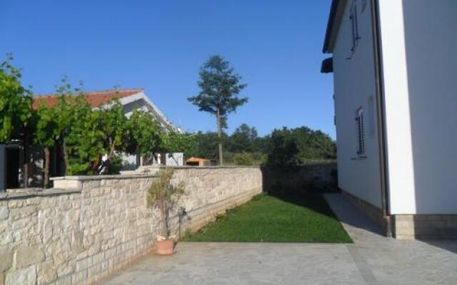 Apartment in Medulin with air conditioning washing machine