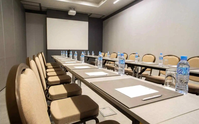 The Legacy Luxury hotel Algiers Hydra