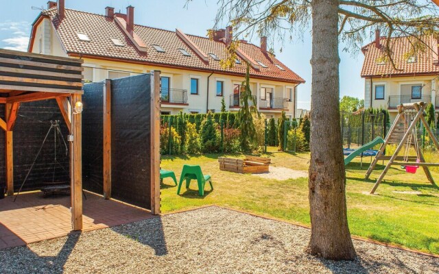 Beautiful Home in Mielno With 5 Bedrooms and Wifi